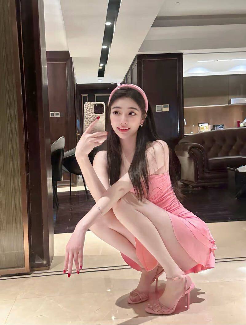 气质出众御姐Avalyn