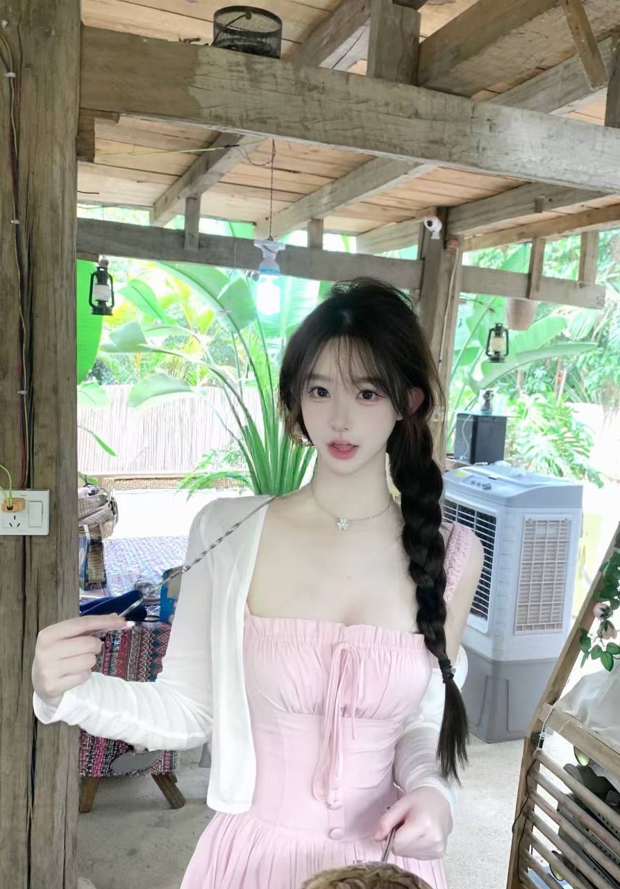 邻家女友霂安