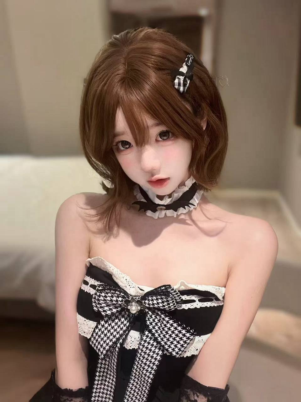 猫系短发少女诺夏