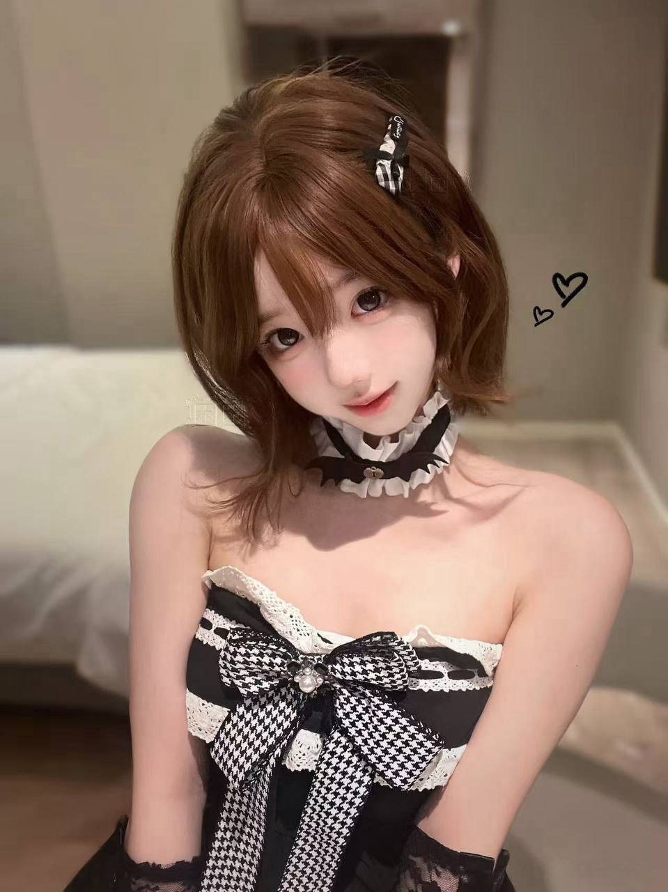 猫系短发少女诺夏