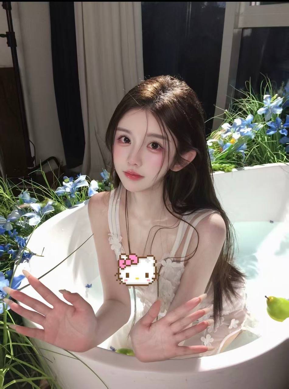 亭亭玉立软妹Bonnie