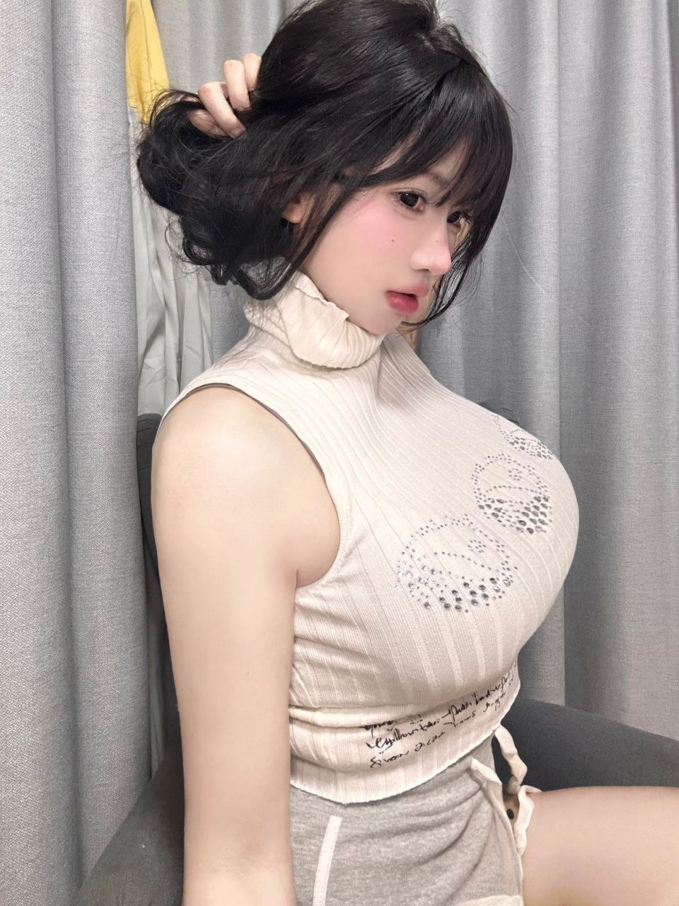 微胖丰满天花板Madeleine