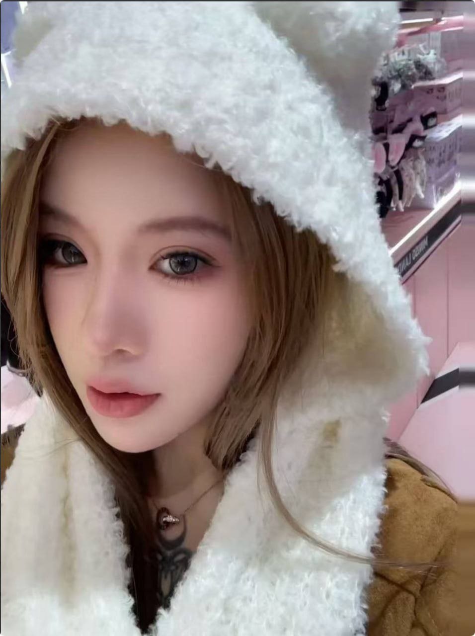冷酷辣妹Dominique