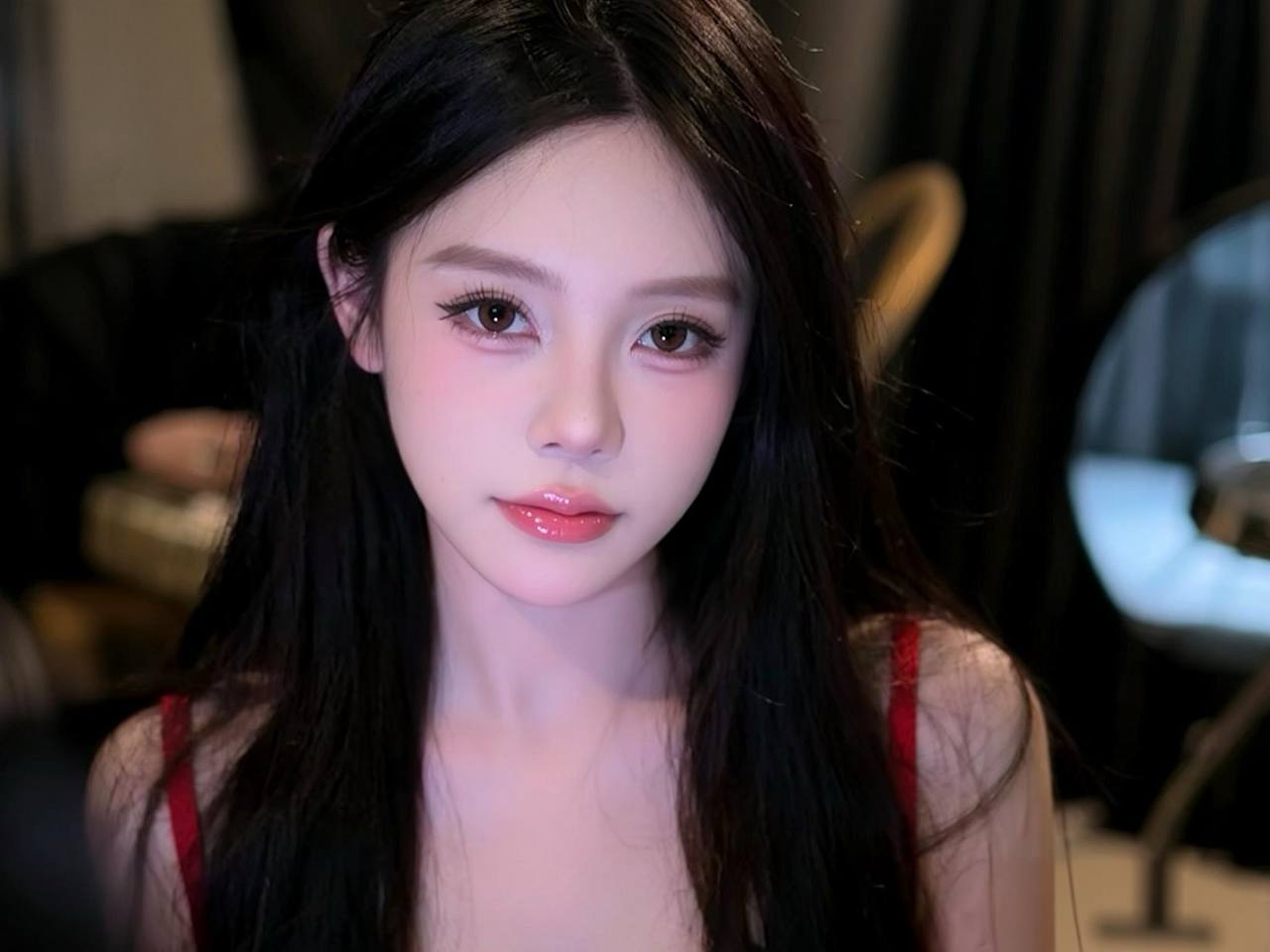 气质灵动美女安莉