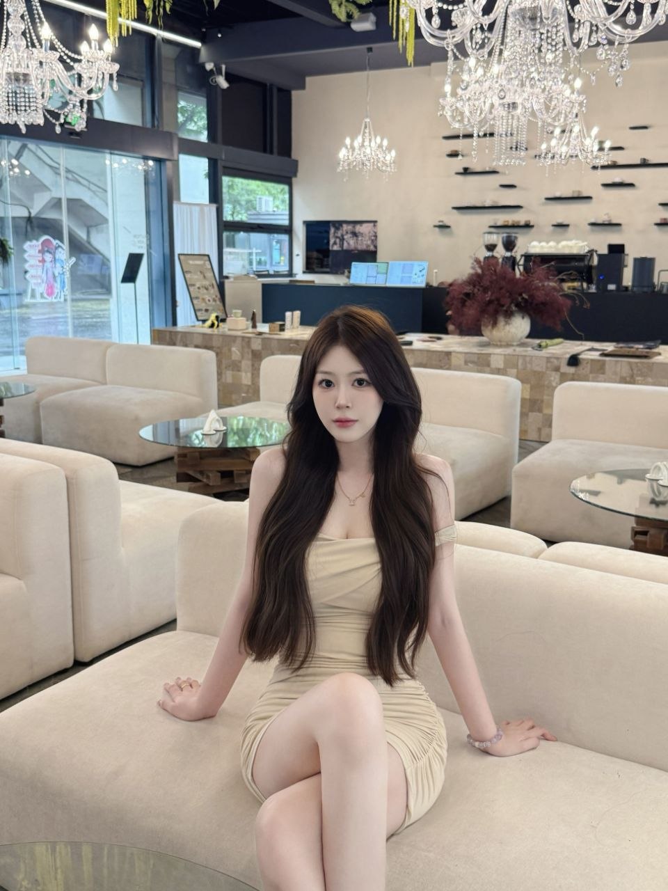 大波浪美妞语曈