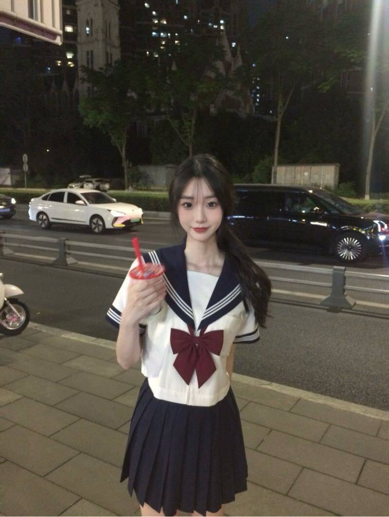 制服控在校学妹芯妤