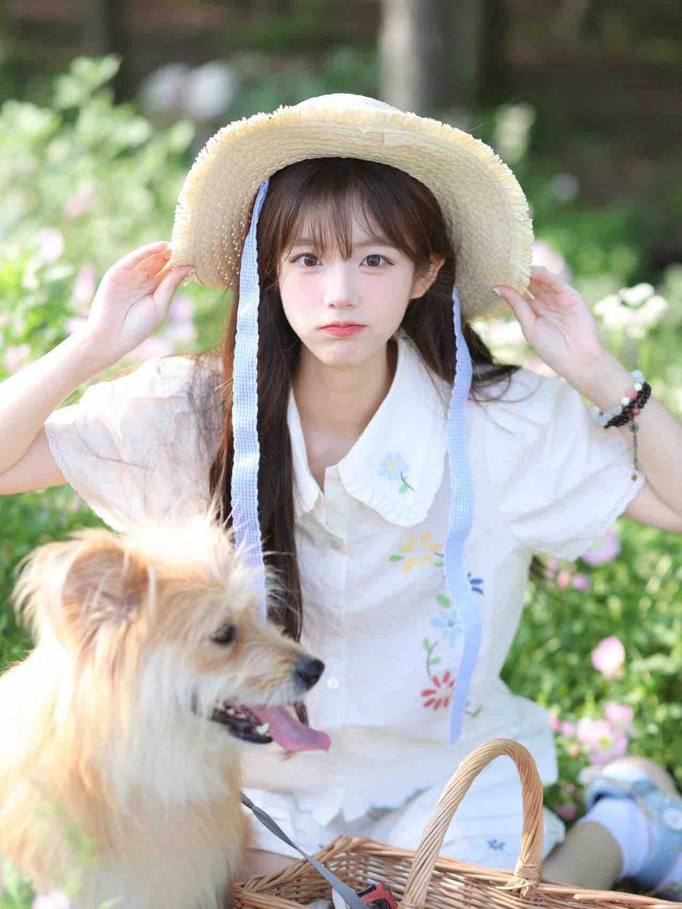清秀自然脸琦琦