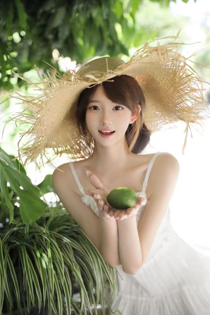 Facebook旅游博主依妍