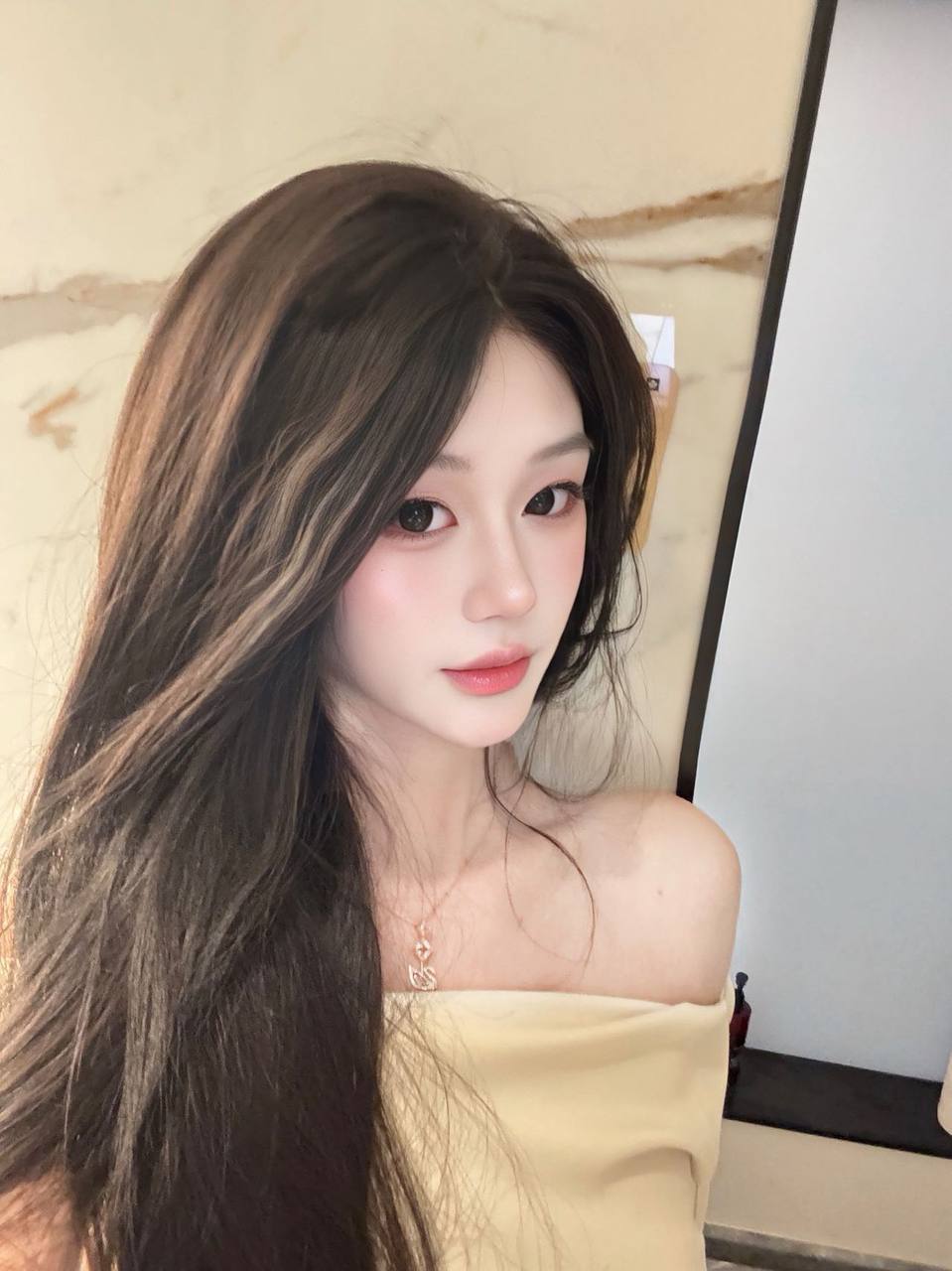 精致妆容纯欲女友Felicia
