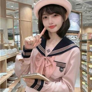 清新少女Lyna