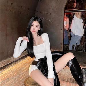 瑜伽老师笑雯