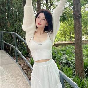 飒爽短发妹Elara