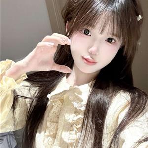 天然干净脸Karla