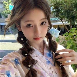 清纯小白花Dylin