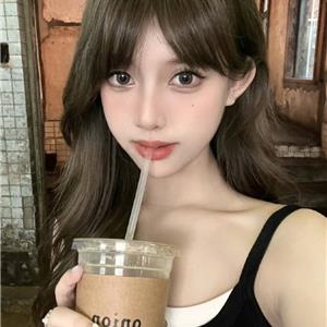 美术学院女生Miera