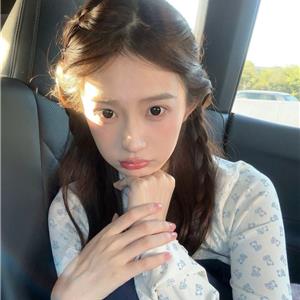 乖巧活泼在校生Nevia