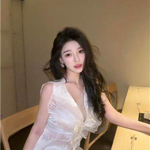 气质出众模特Myris