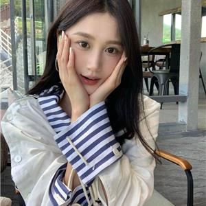 治愈氧气感女生Brena