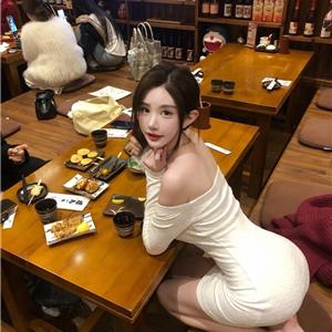 开朗活泼女孩Dario