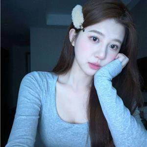 小肉脸少女甜一