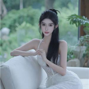 纯欲气质网红乔琳