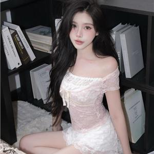 性感内衣模特Roxanne
