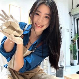 大三在校芸熙
