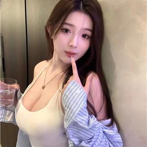 新闻专业学生若菲
